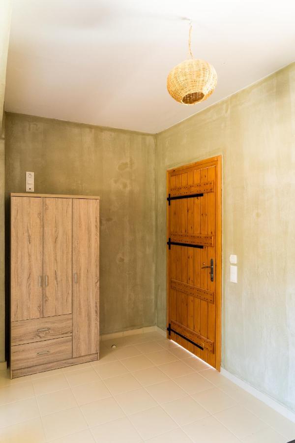 Exoristoi Nature Suites 加夫多斯岛 外观 照片